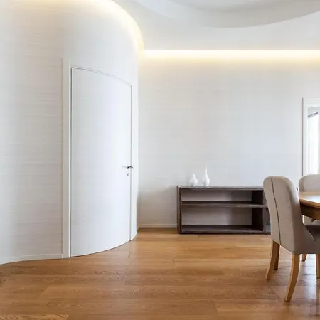 Luxury In The Center Of The City- 5 Min To Duomo Apartamento *